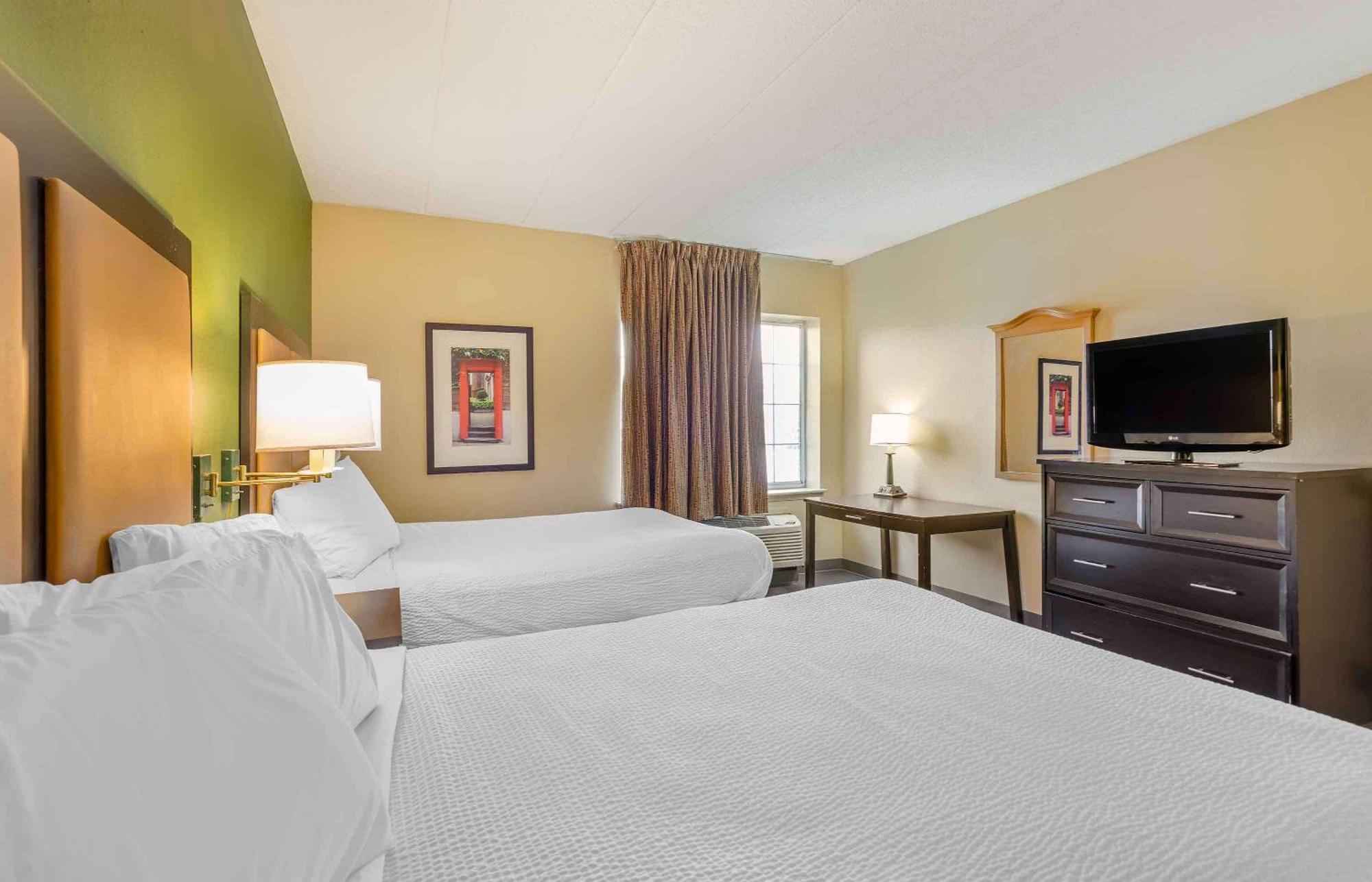 Extended Stay America Select Suites - Chicago - Lombard - Oakbrook Oakbrook Terrace Bagian luar foto